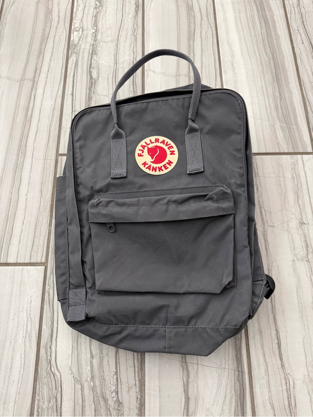 Fjall Raven Kanken Backpack. EUC